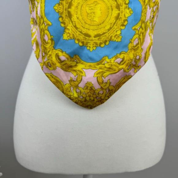 NO 1 LOS ANGELES Scarf Print Tie Back Crop Top Chic / Small - Picture 7 of 14